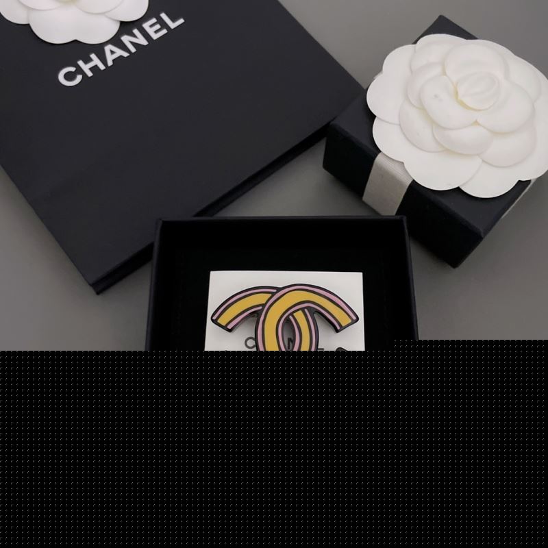 Ch*el brooches